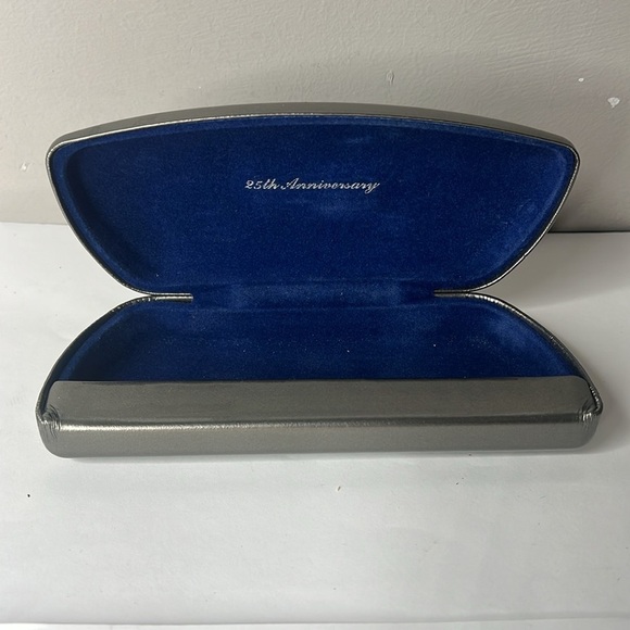 Oliver Peoples 25th Anniversary Hardshell Eyeglasses Sunglasses Case - Picture 2 of 6